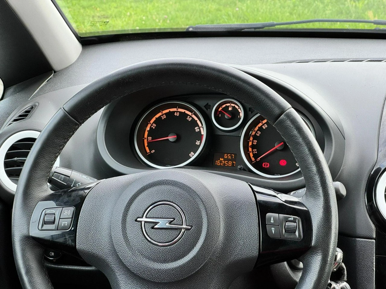 Opel Corsa - Zdjęcie 21