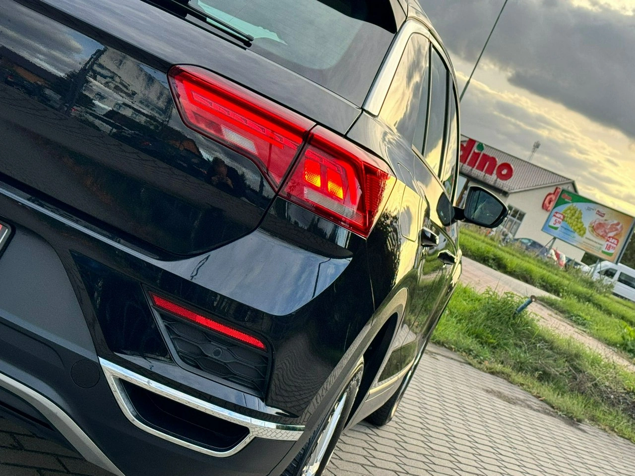 Volkswagen T-Roc - Zdjęcie 9