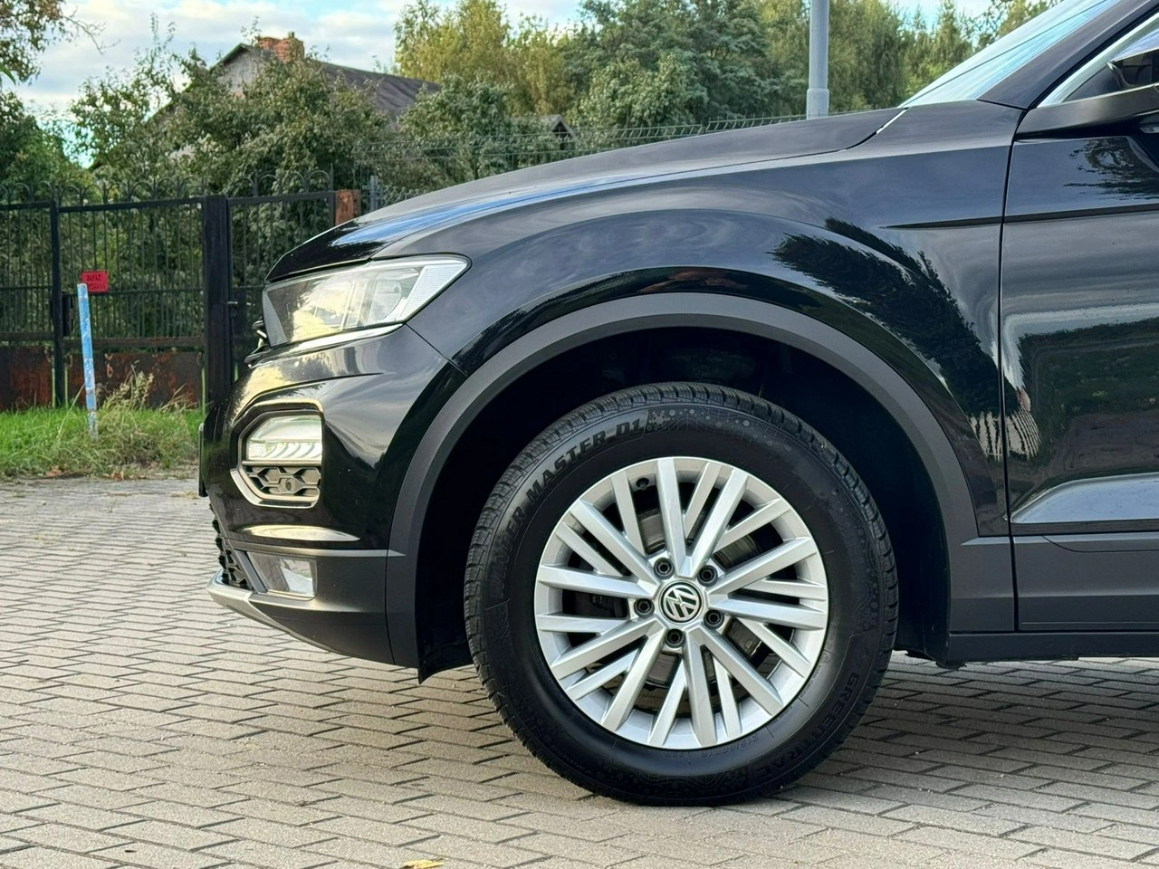 Volkswagen T-Roc - Zdjęcie 10