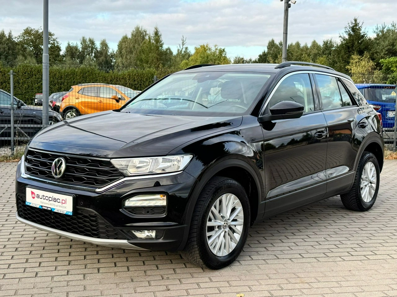 Volkswagen T-Roc - Zdjęcie 11