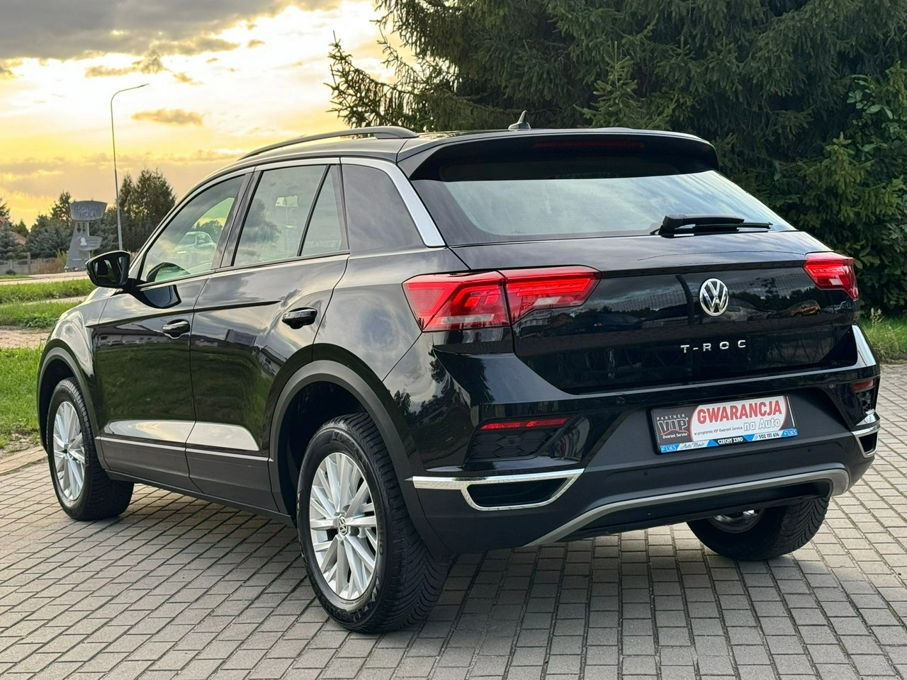 Volkswagen T-Roc - Zdjęcie 13
