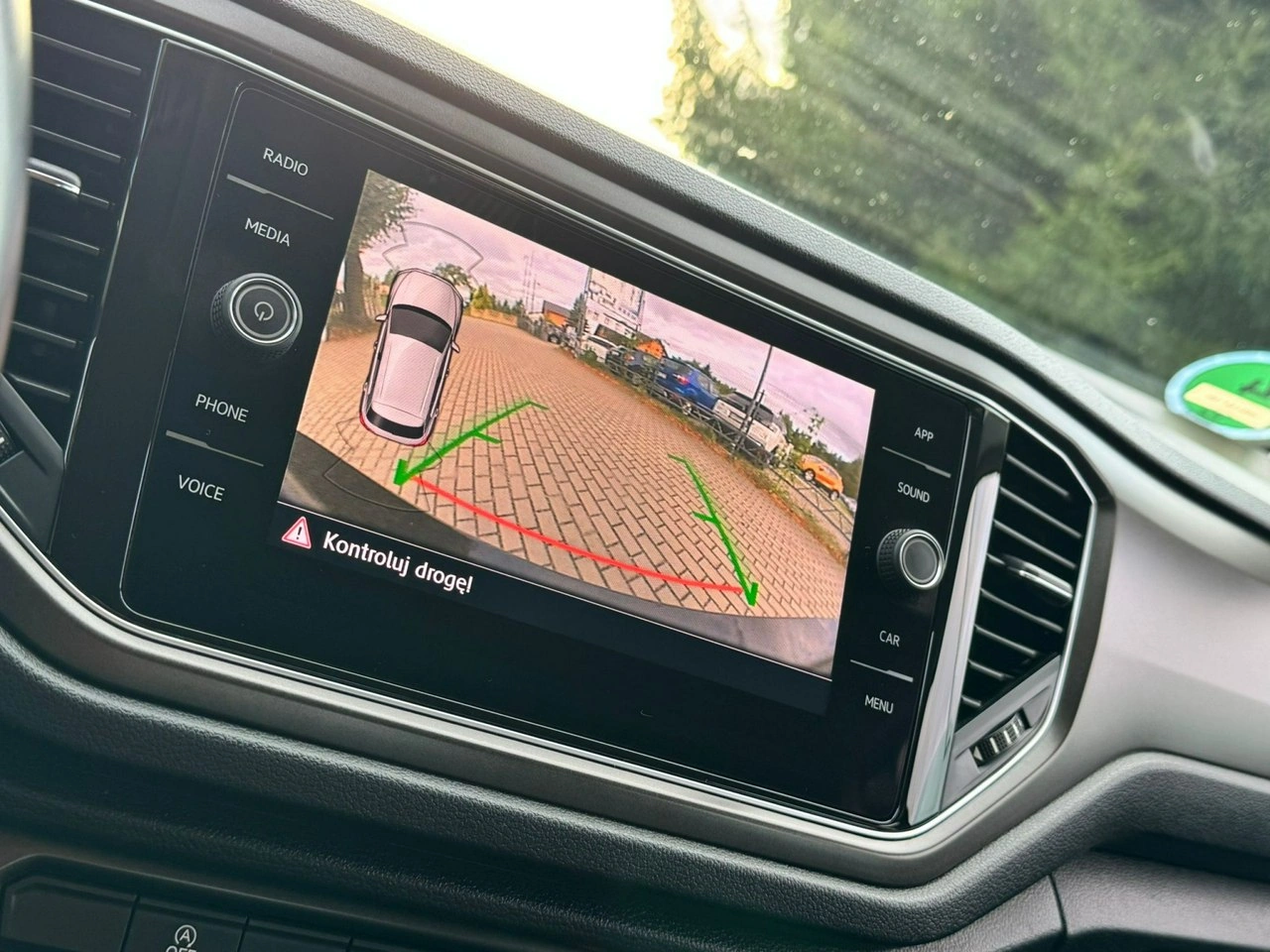 Volkswagen T-Roc - Zdjęcie 27