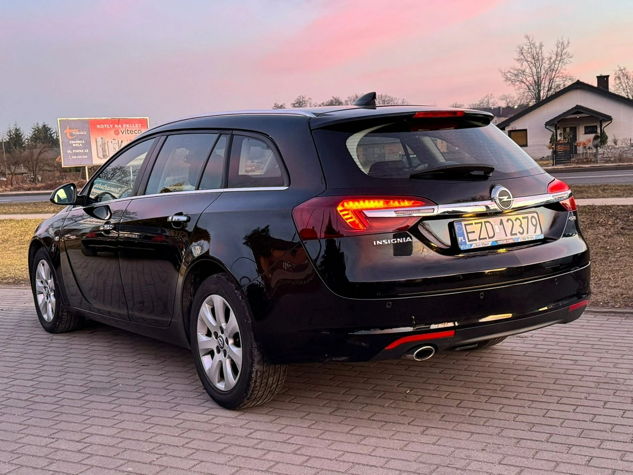 Opel Insignia - Zdjęcie 12