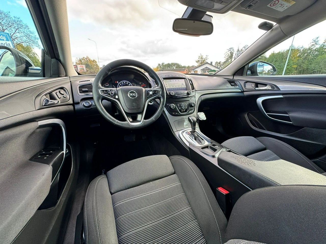 Opel Insignia - Zdjęcie 19