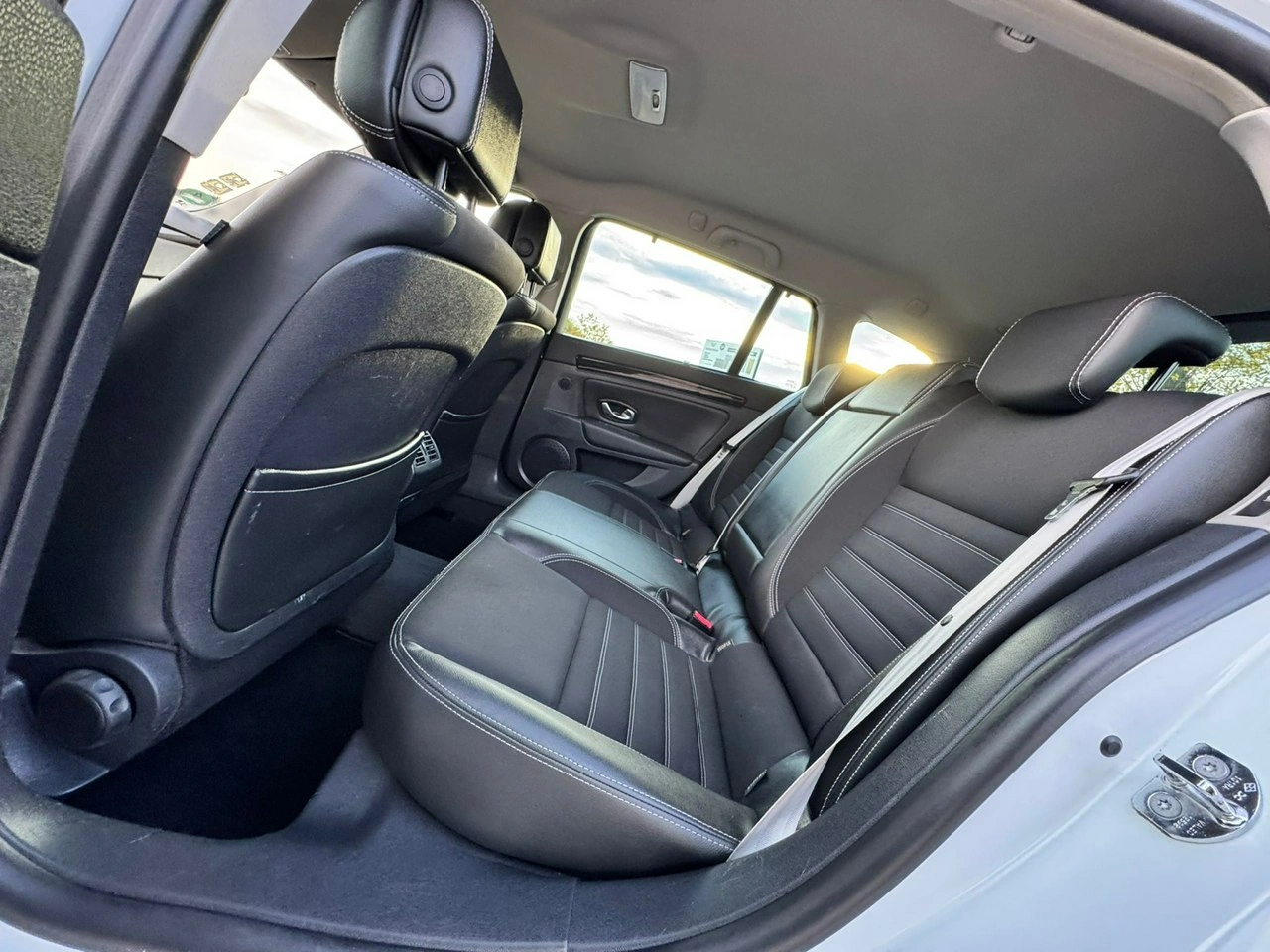 Renault Laguna - Zdjęcie 18