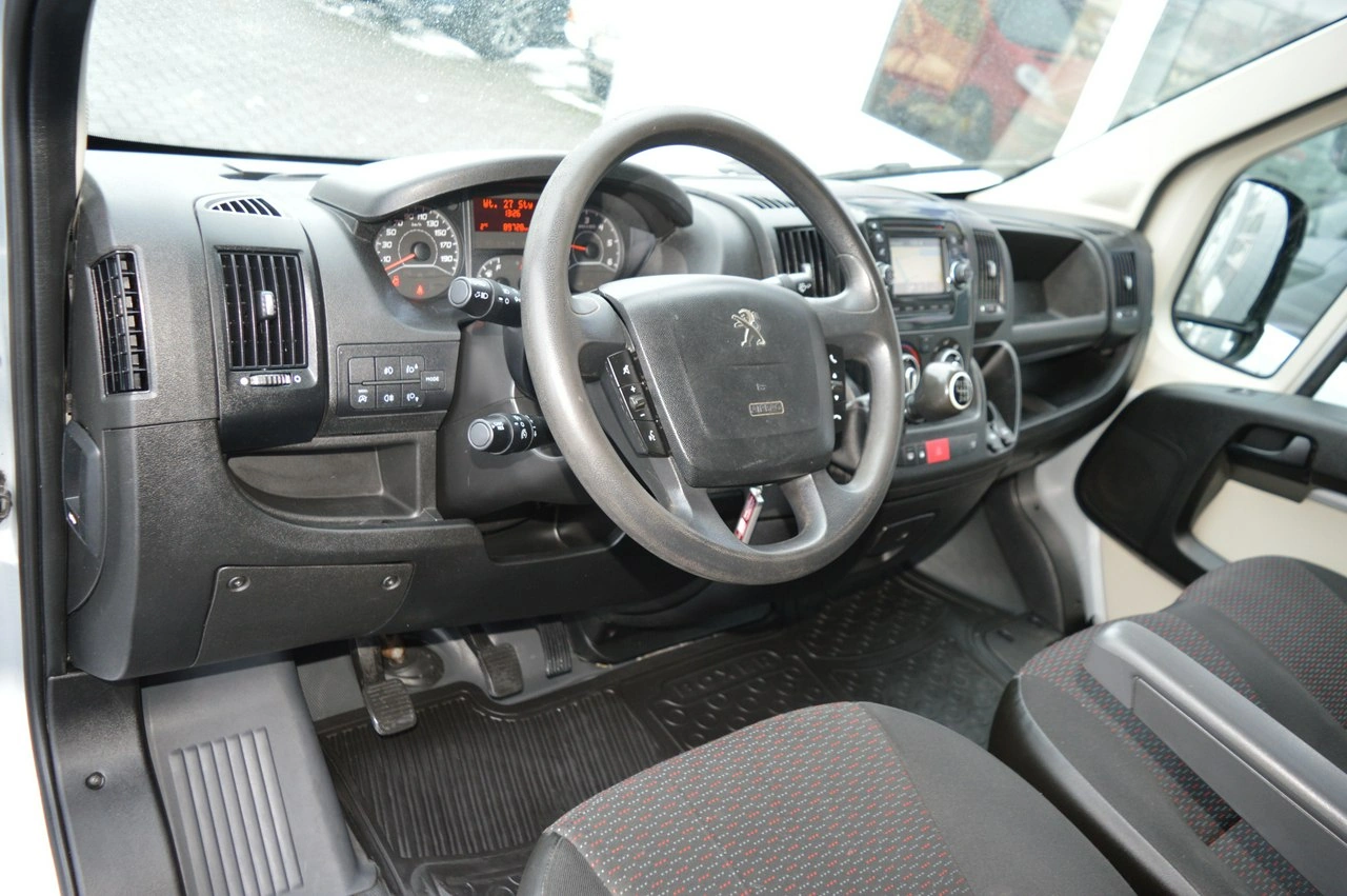 Peugeot Boxer - Zdjęcie 21