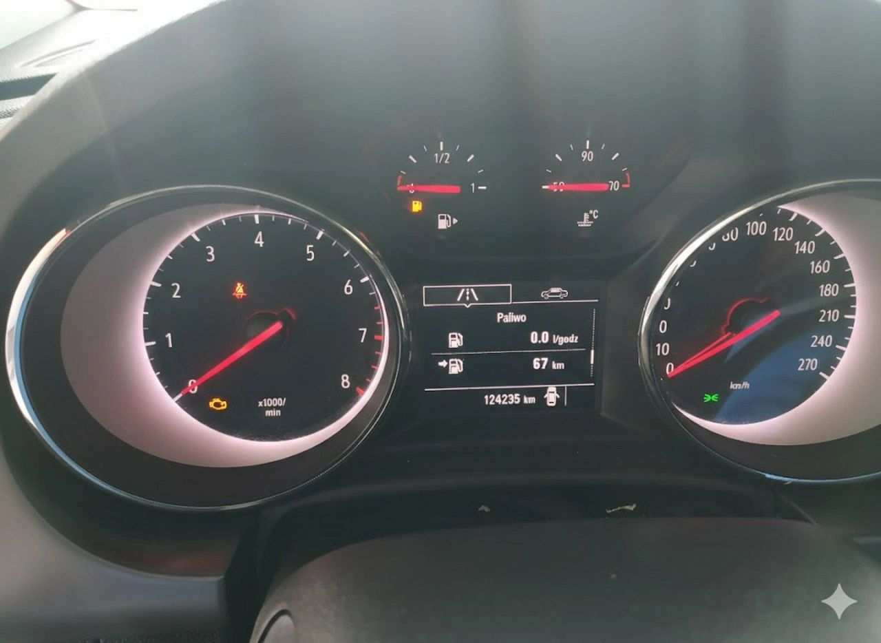 Opel Astra - Zdjęcie 7