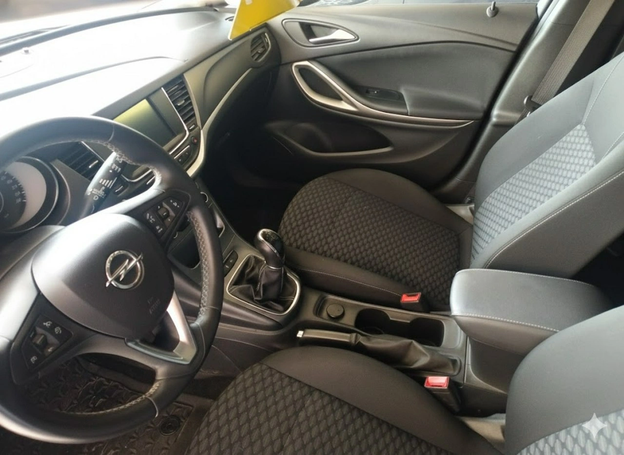 Opel Astra - Zdjęcie 8