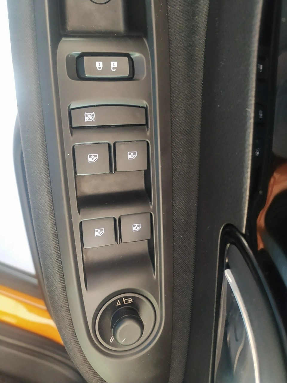 Opel Mokka - Zdjęcie 11