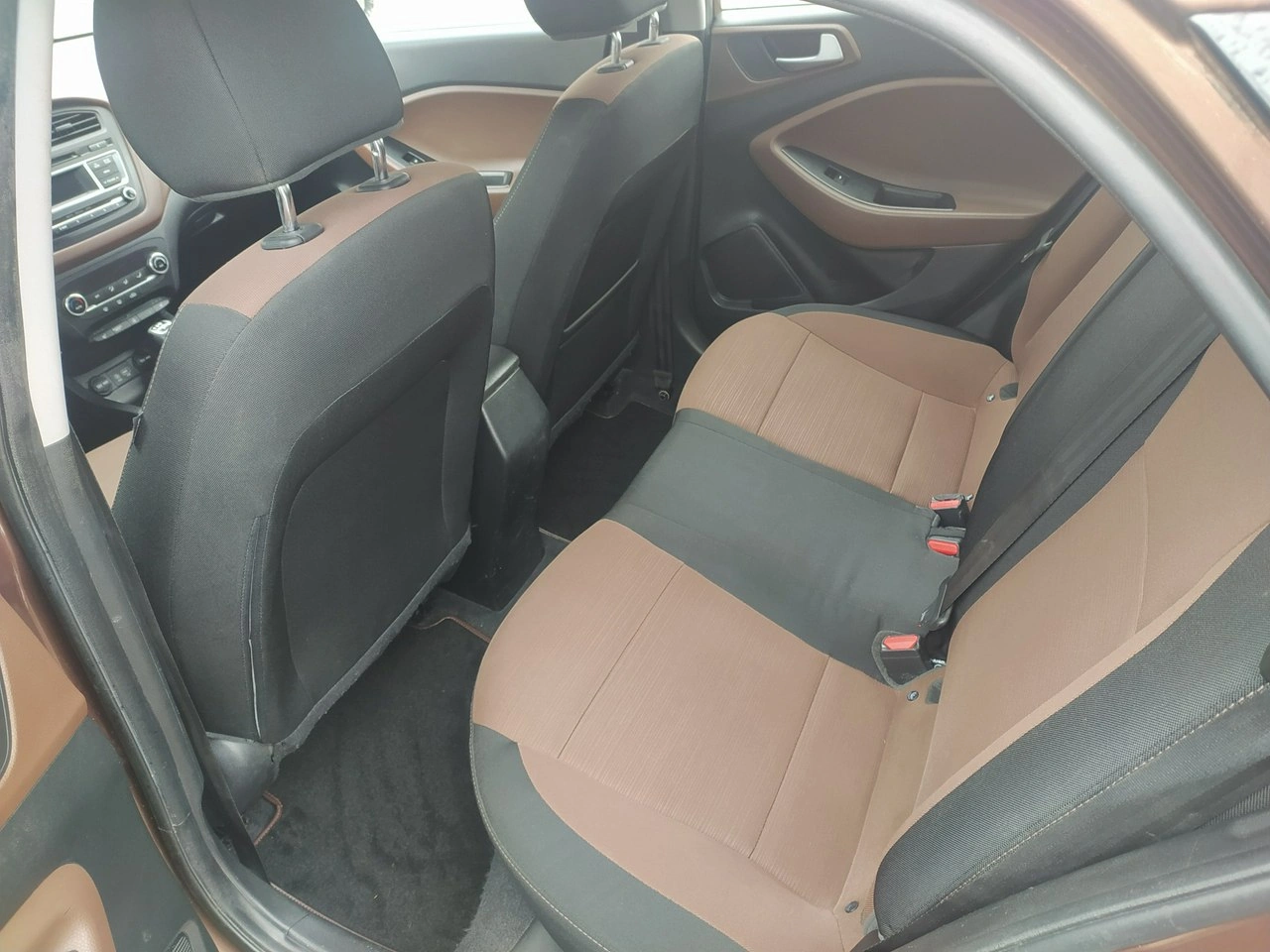 Hyundai i20 - Zdjęcie 2