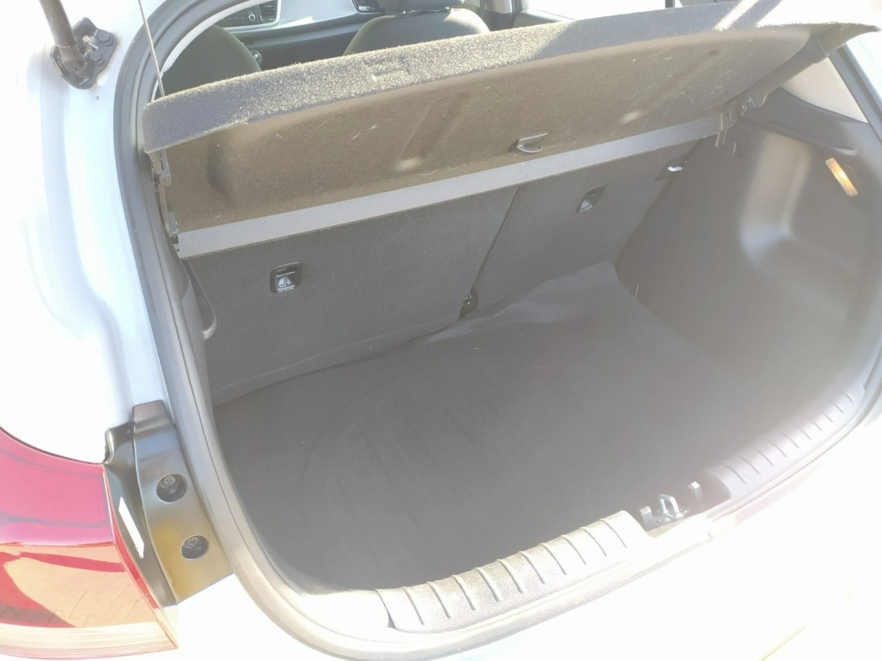 Kia Rio - Zdjęcie 16