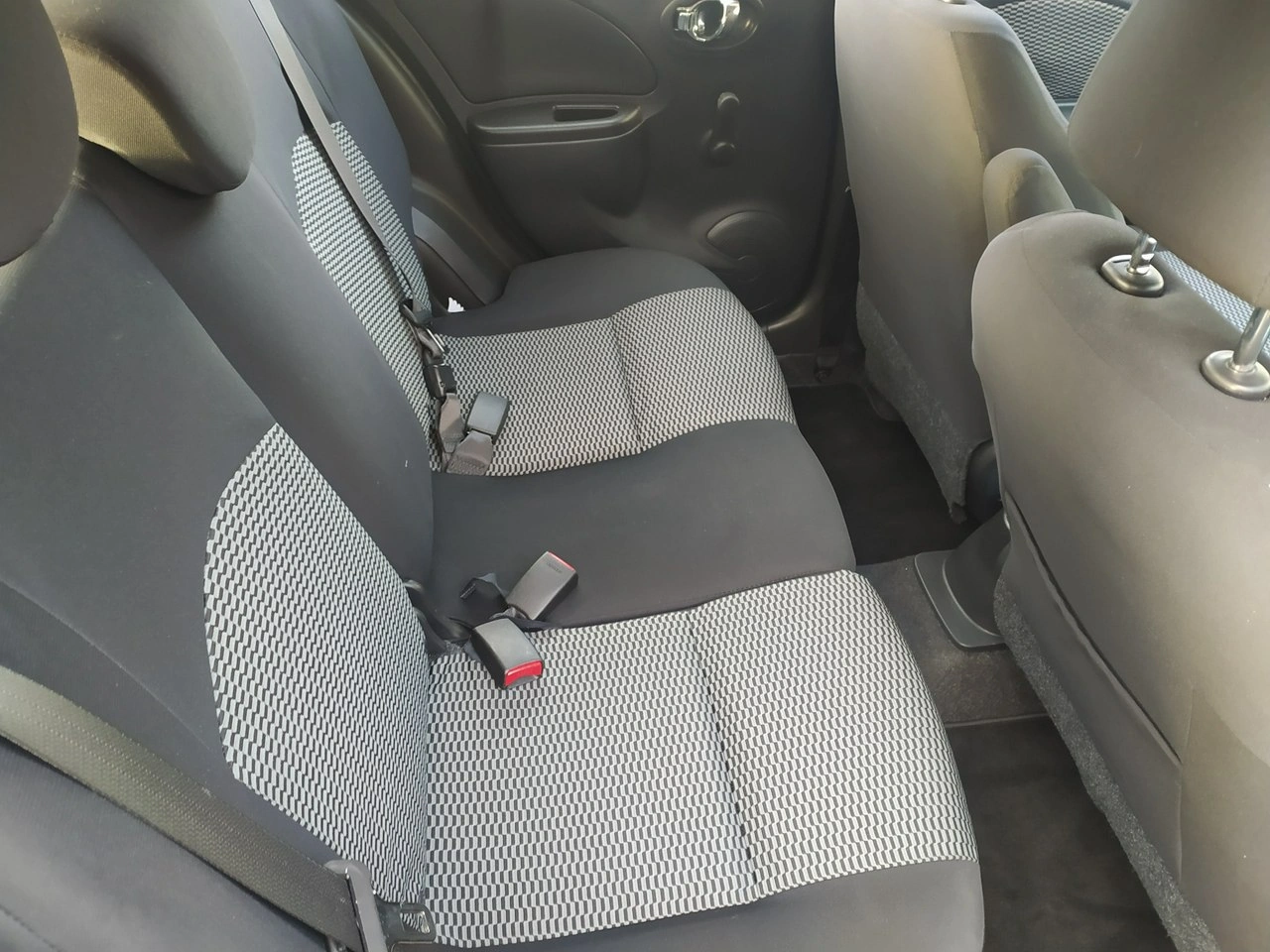 Nissan Micra - Zdjęcie 8