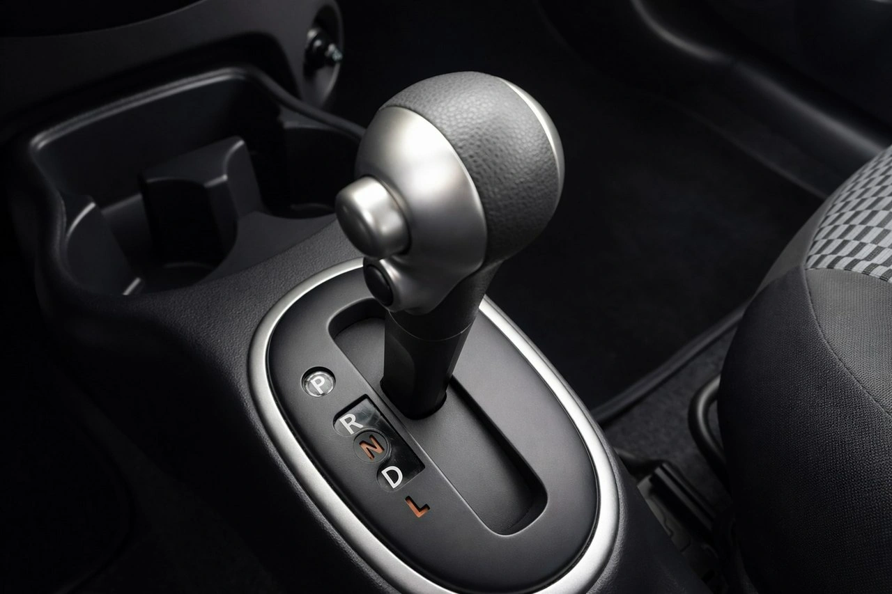 Nissan Micra - Zdjęcie 14