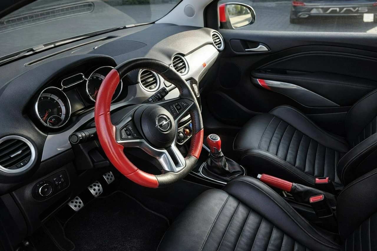 Opel Adam - Zdjęcie 22