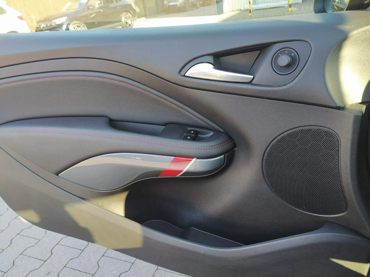 Opel Adam - Zdjęcie 14