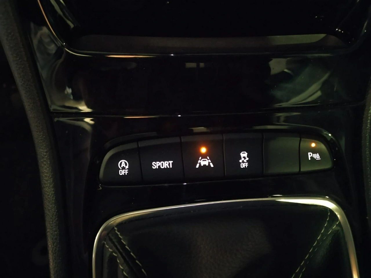 Opel Astra - Zdjęcie 10