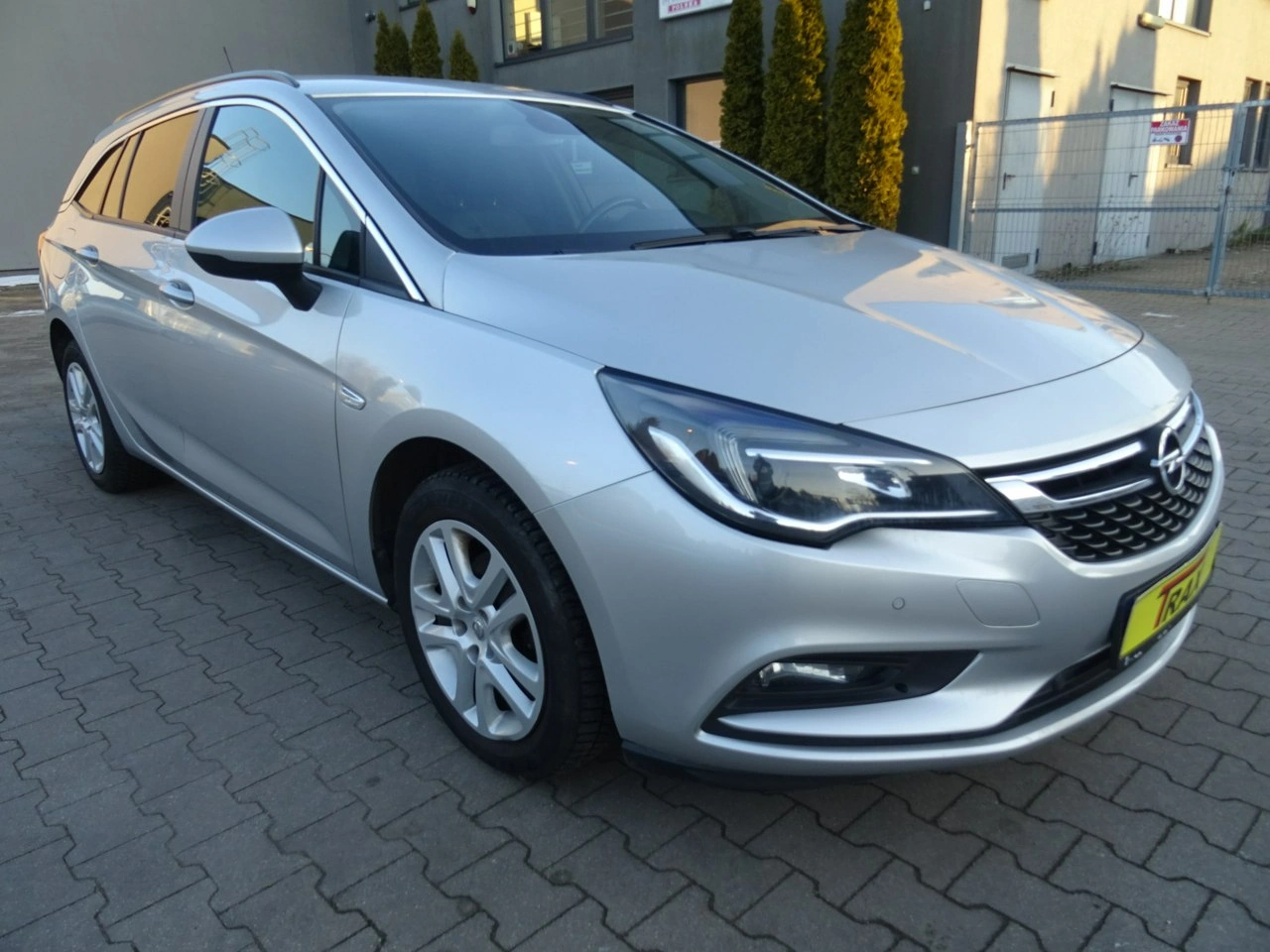 Opel Astra - Zdjęcie 13