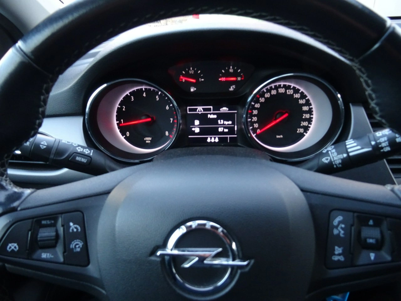 Opel Astra - Zdjęcie 18