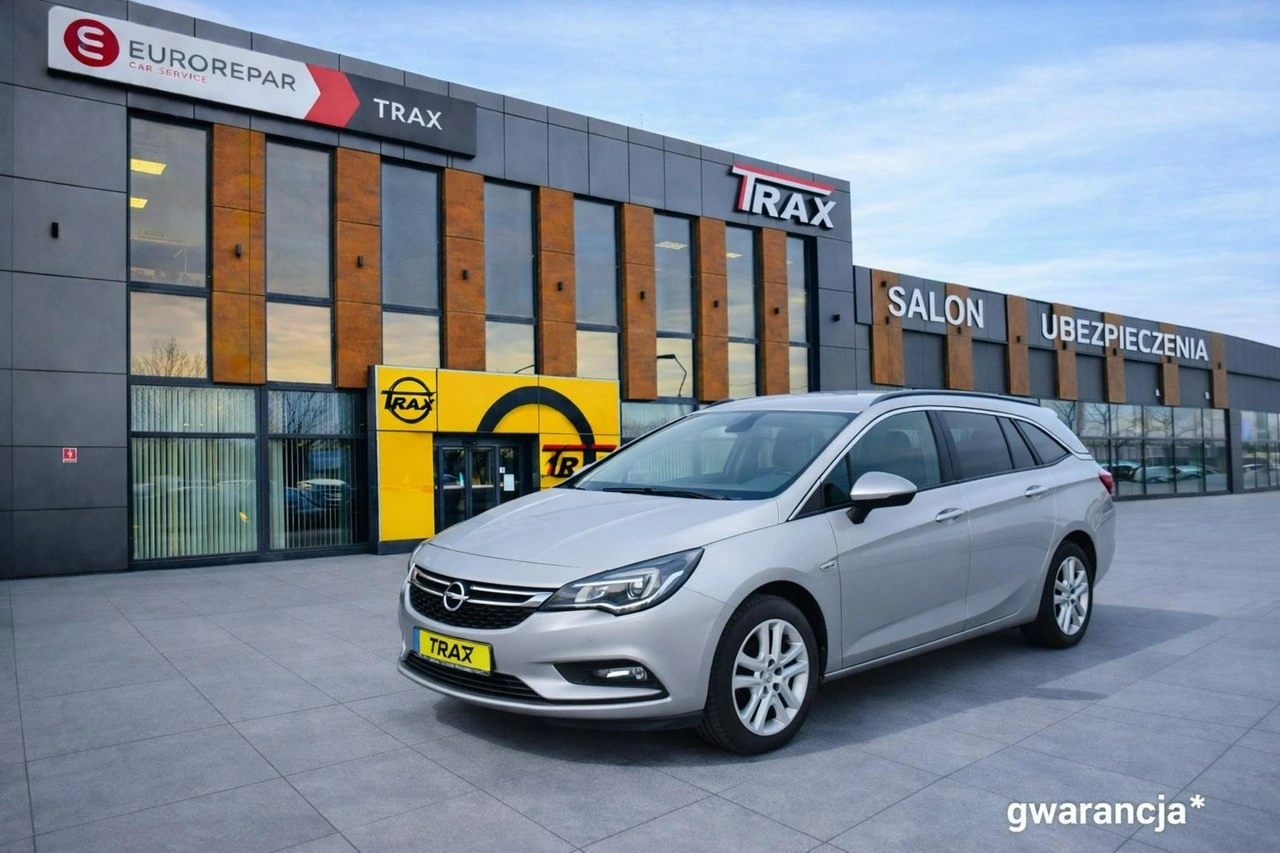 Opel Astra - Główne zdjęcie
