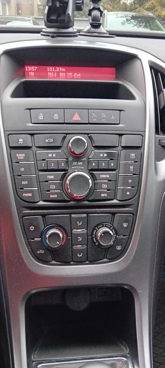 Opel Astra - Zdjęcie 16