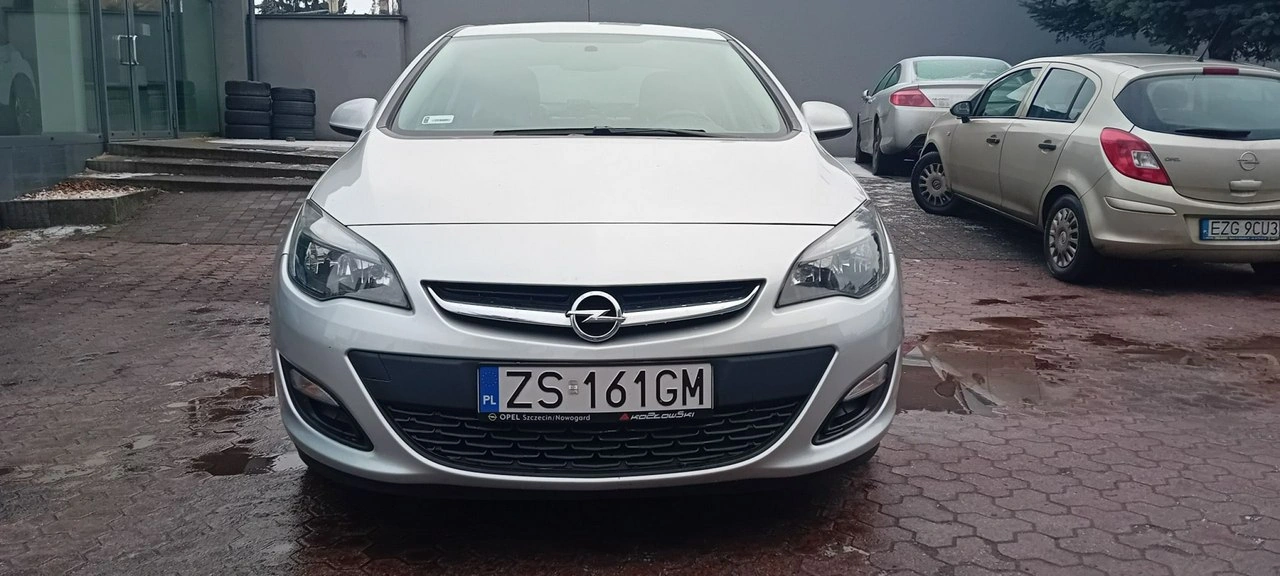 Opel Astra - Zdjęcie 1
