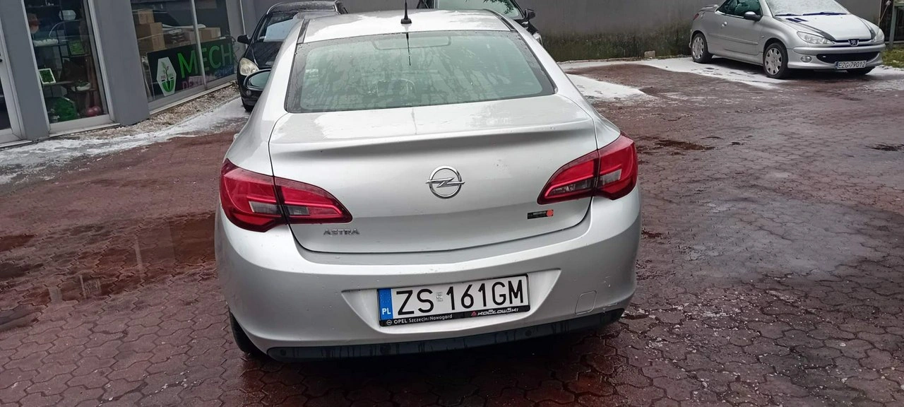 Opel Astra - Zdjęcie 3