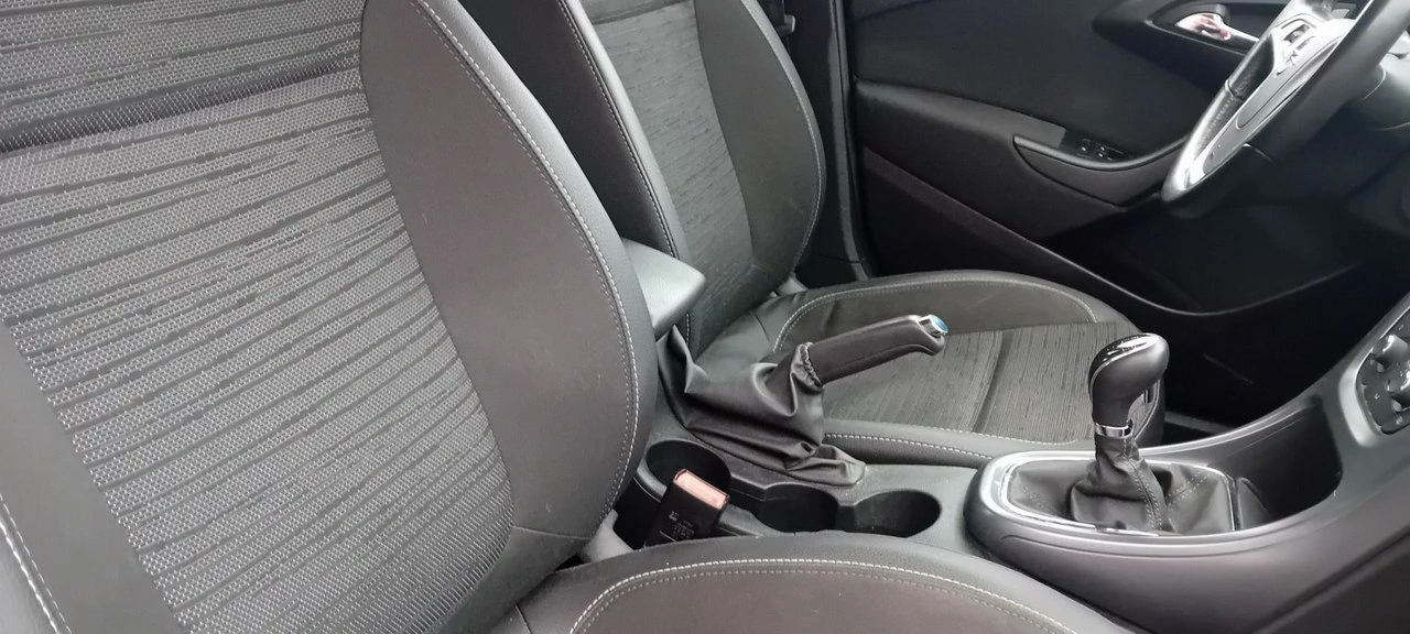 Opel Astra - Zdjęcie 8