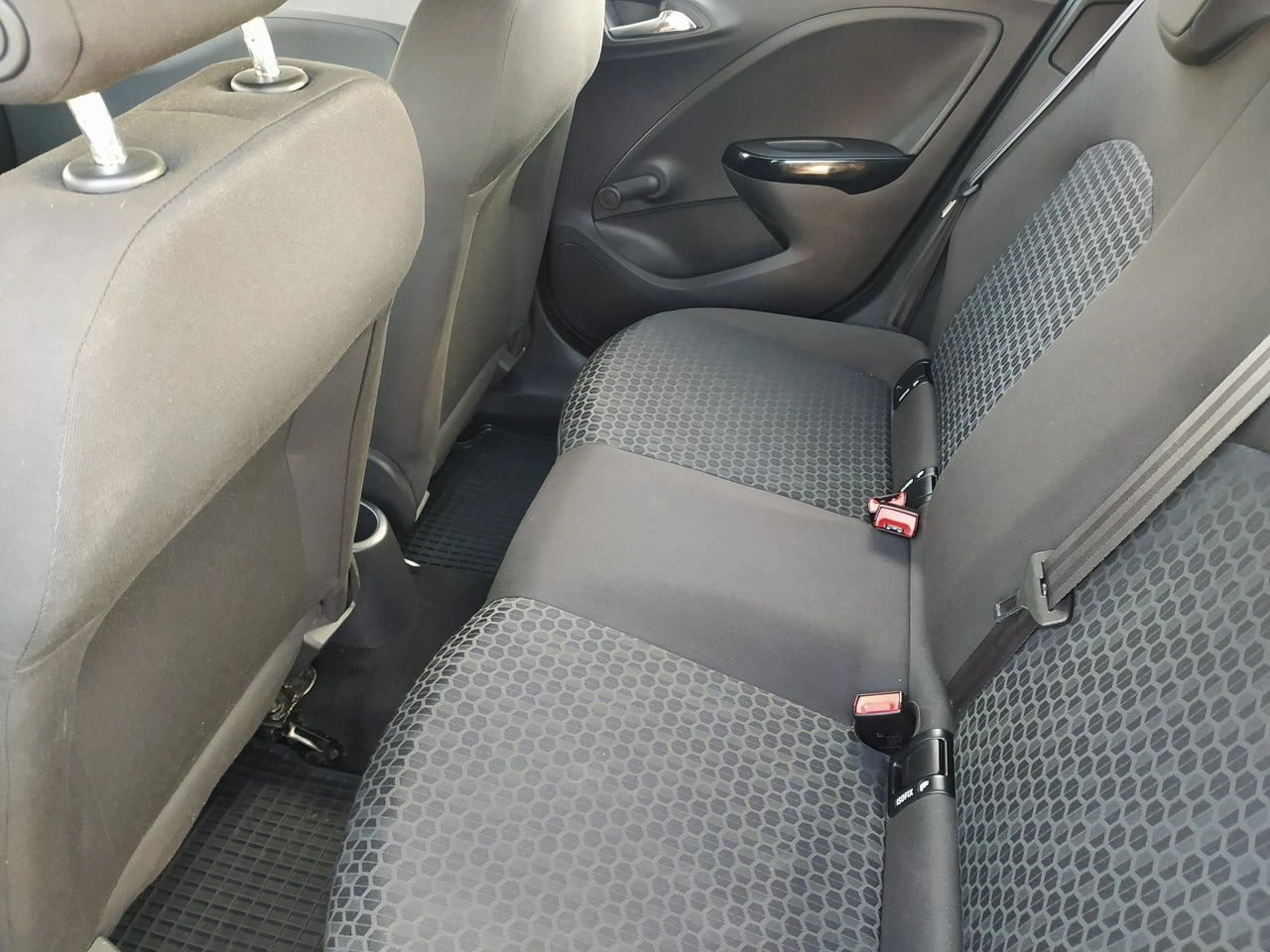 Opel Corsa - Zdjęcie 7