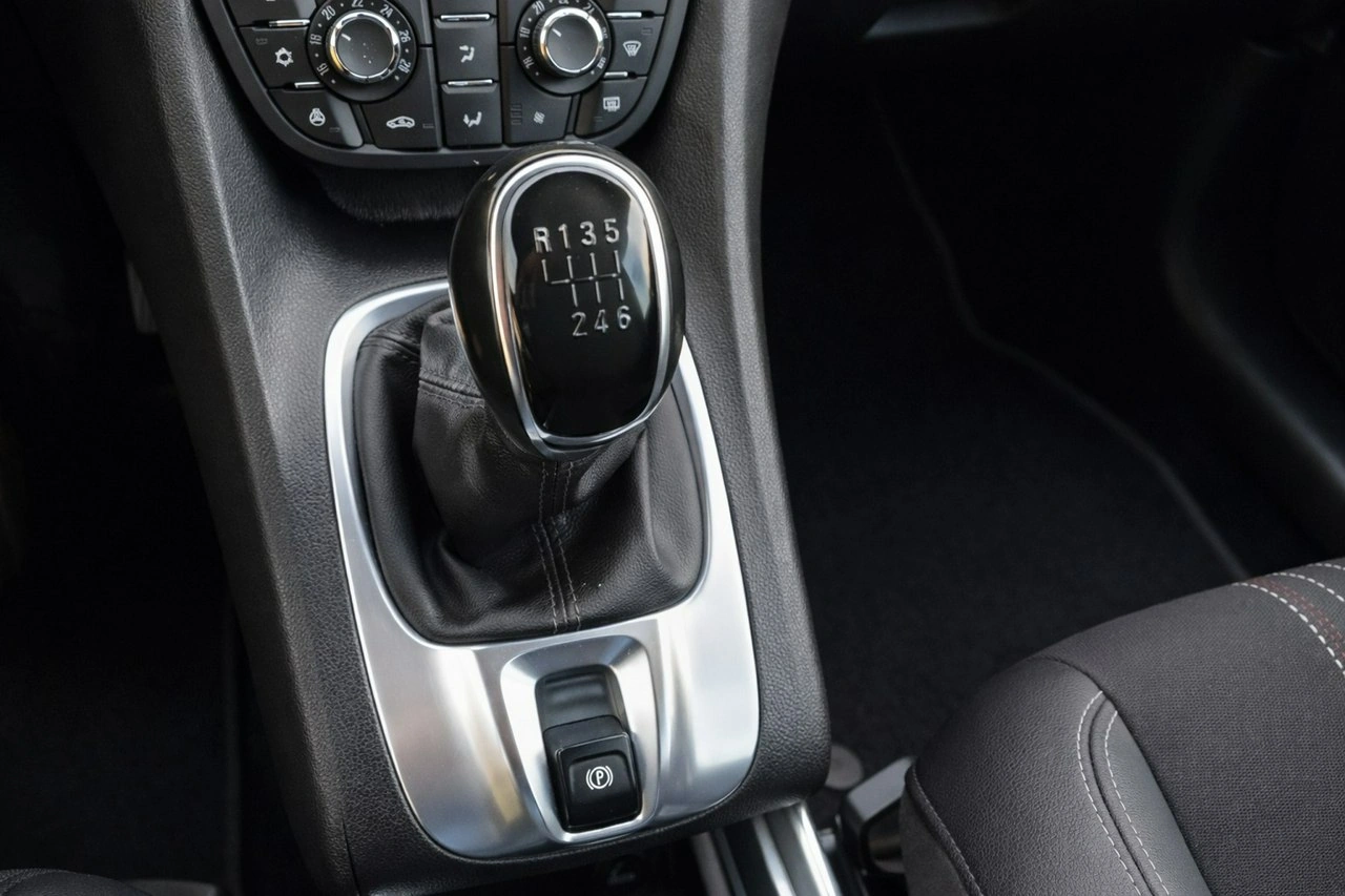 Opel Meriva - Zdjęcie 10