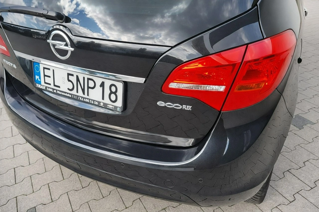 Opel Meriva - Zdjęcie 13