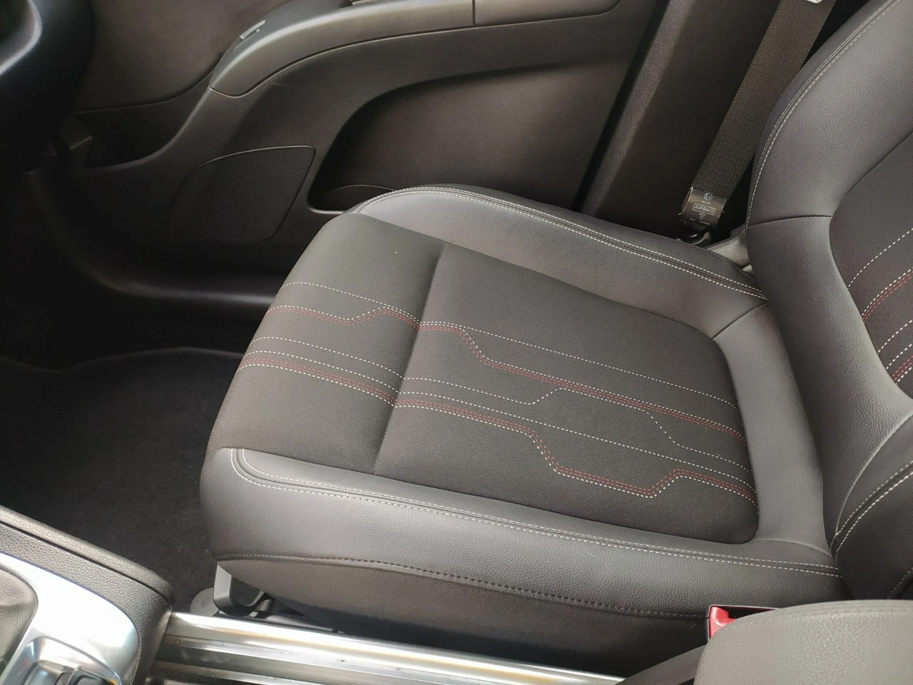 Opel Meriva - Zdjęcie 4