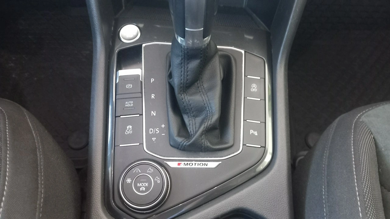 Volkswagen Tiguan - Zdjęcie 12