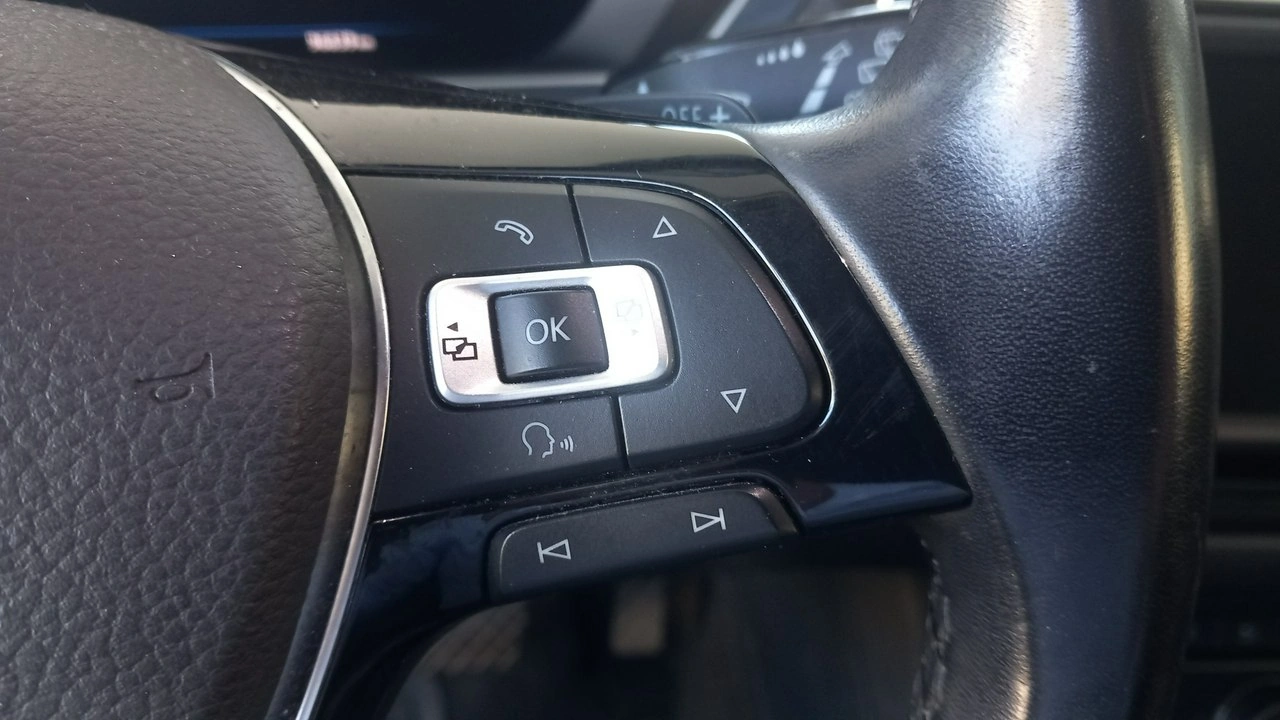 Volkswagen Tiguan - Zdjęcie 15