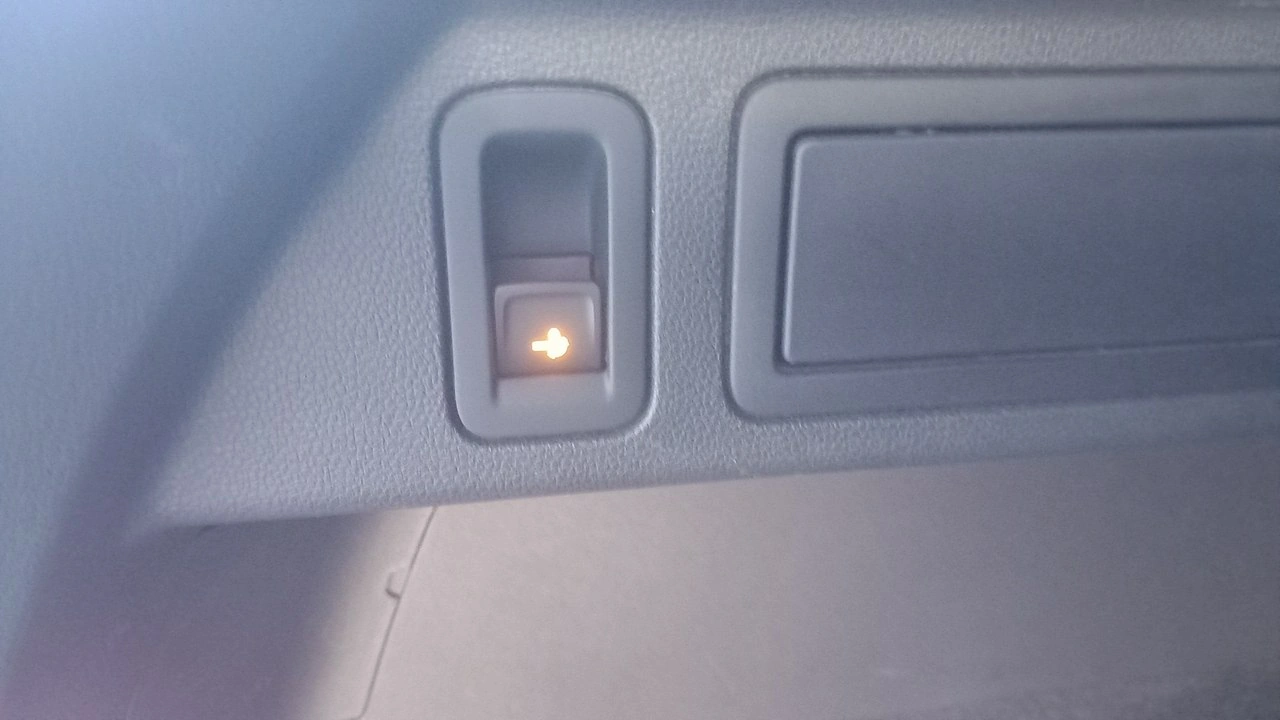 Volkswagen Tiguan - Zdjęcie 23