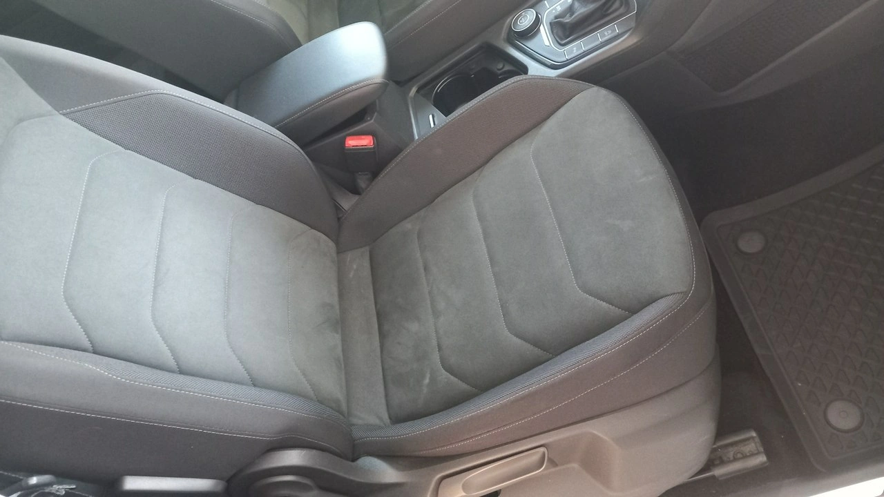 Volkswagen Tiguan - Zdjęcie 27