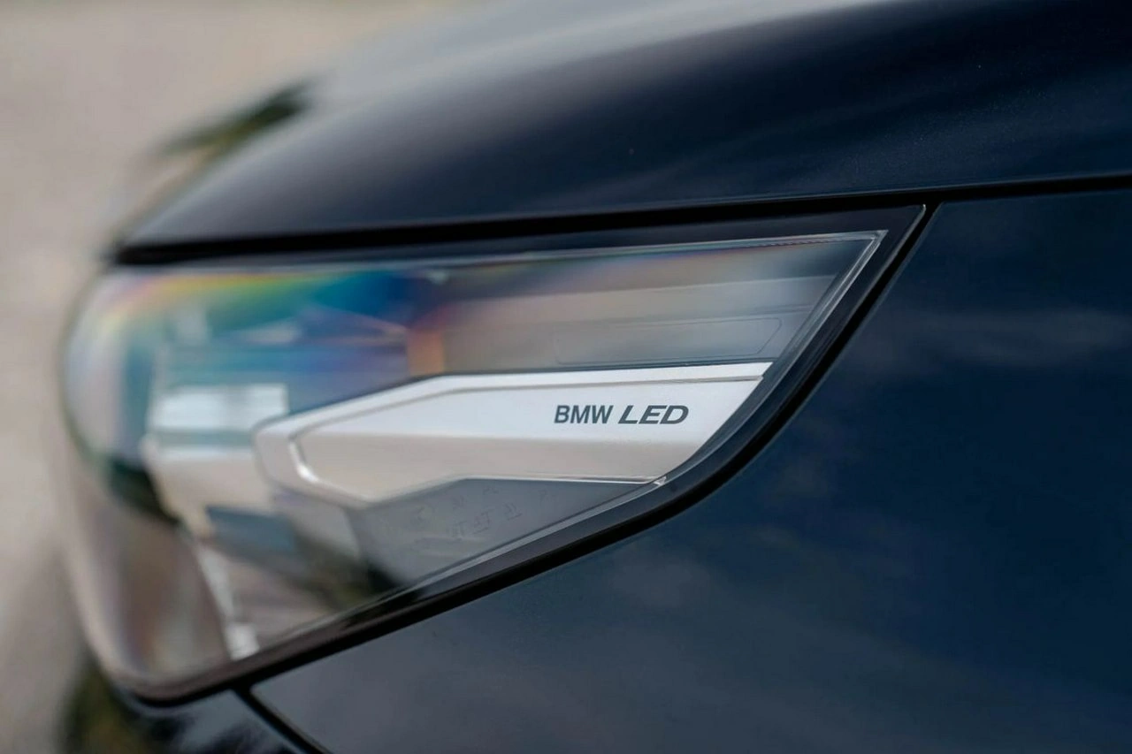 BMW M550i - Zdjęcie 15