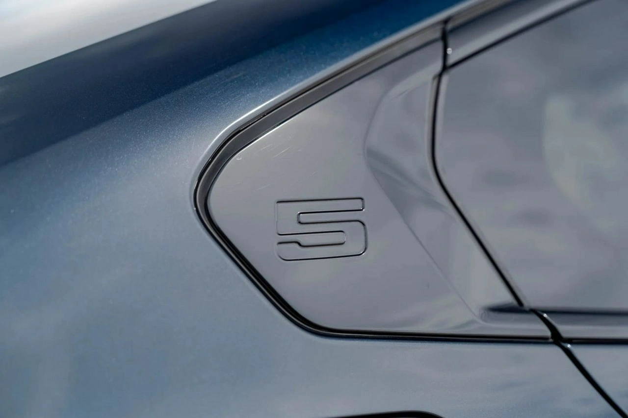 BMW M550i - Zdjęcie 17