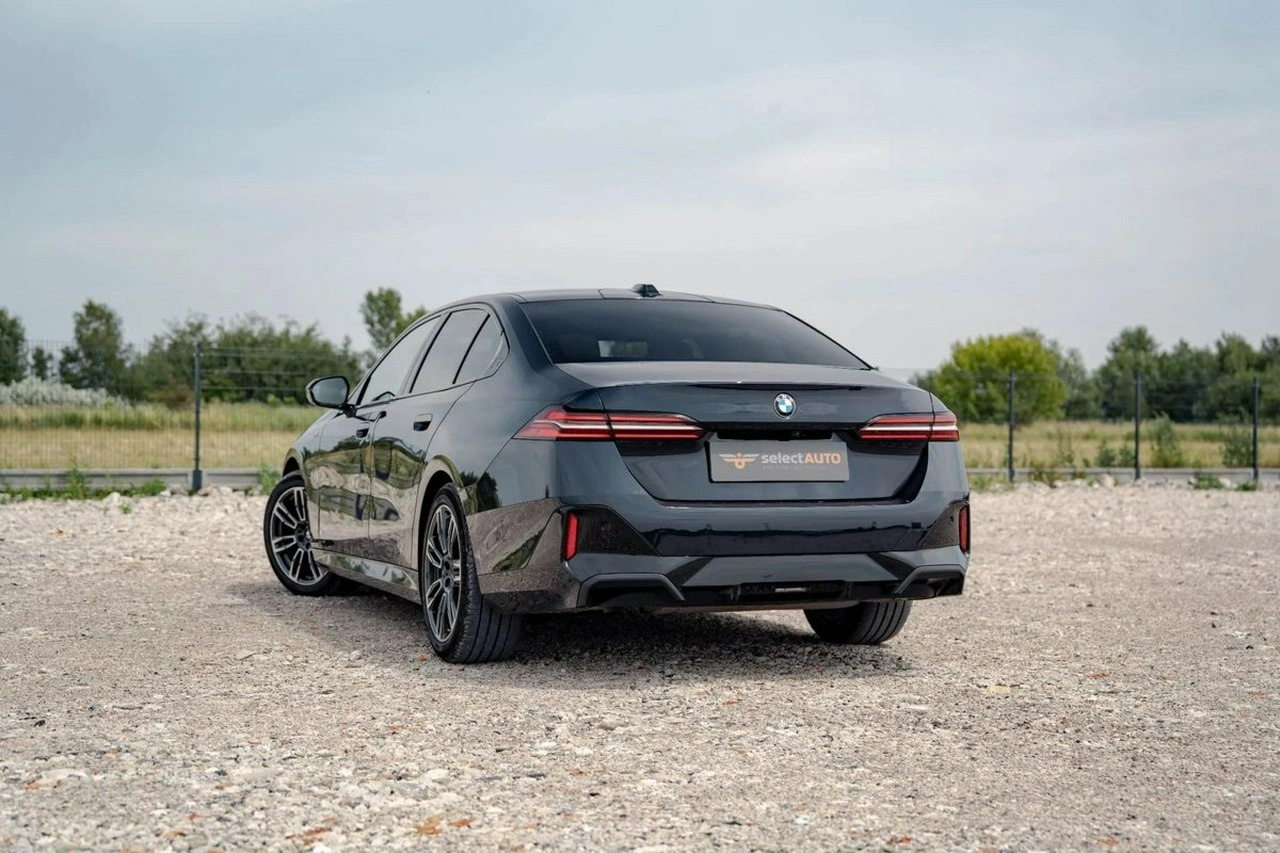 BMW M550i - Zdjęcie 3