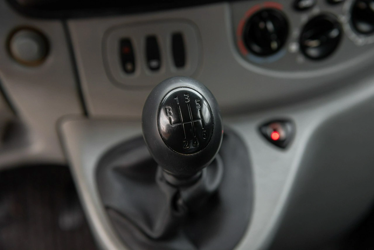 Renault Trafic - Zdjęcie 17