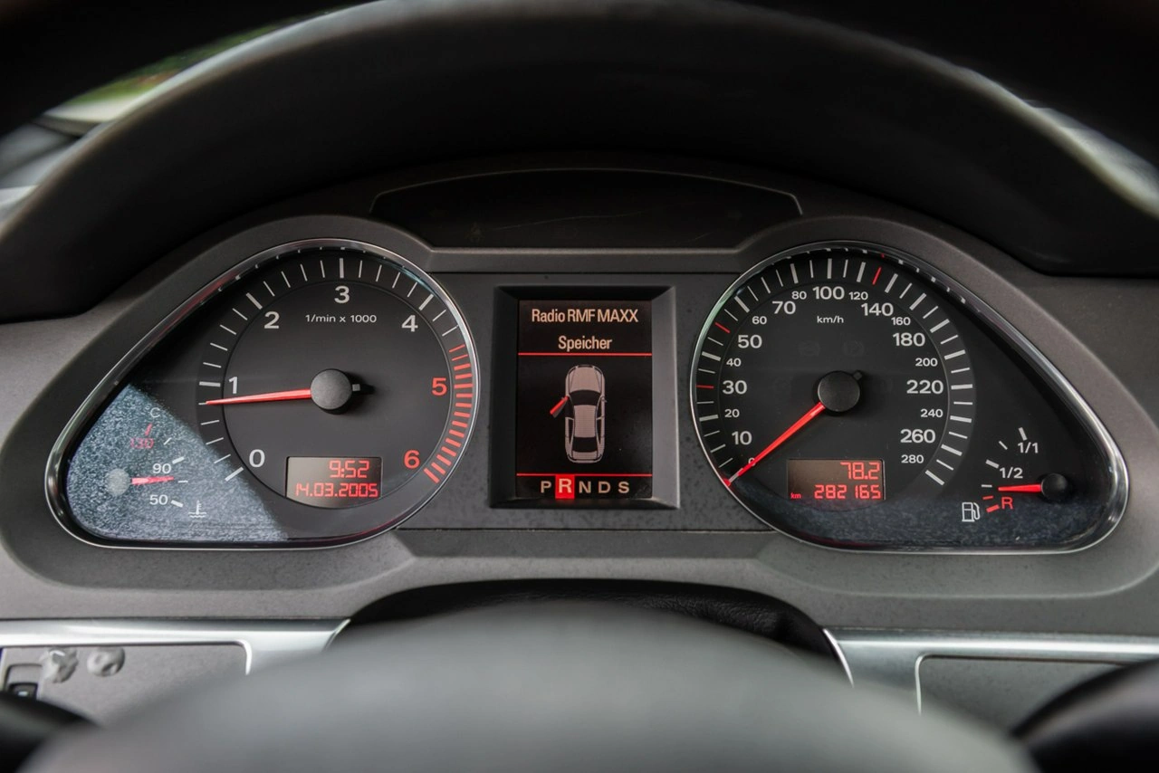 Audi A6 - Zdjęcie 32