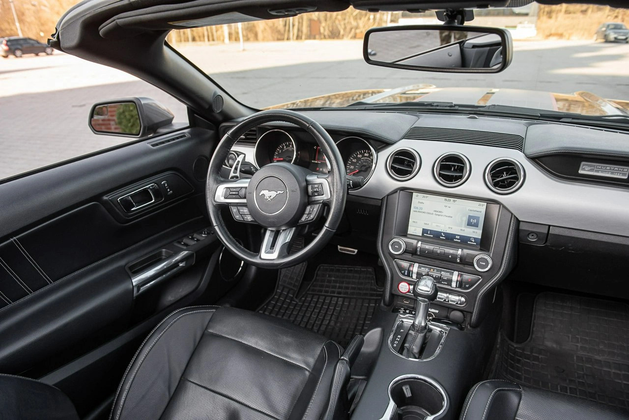 Ford Mustang - Zdjęcie 16