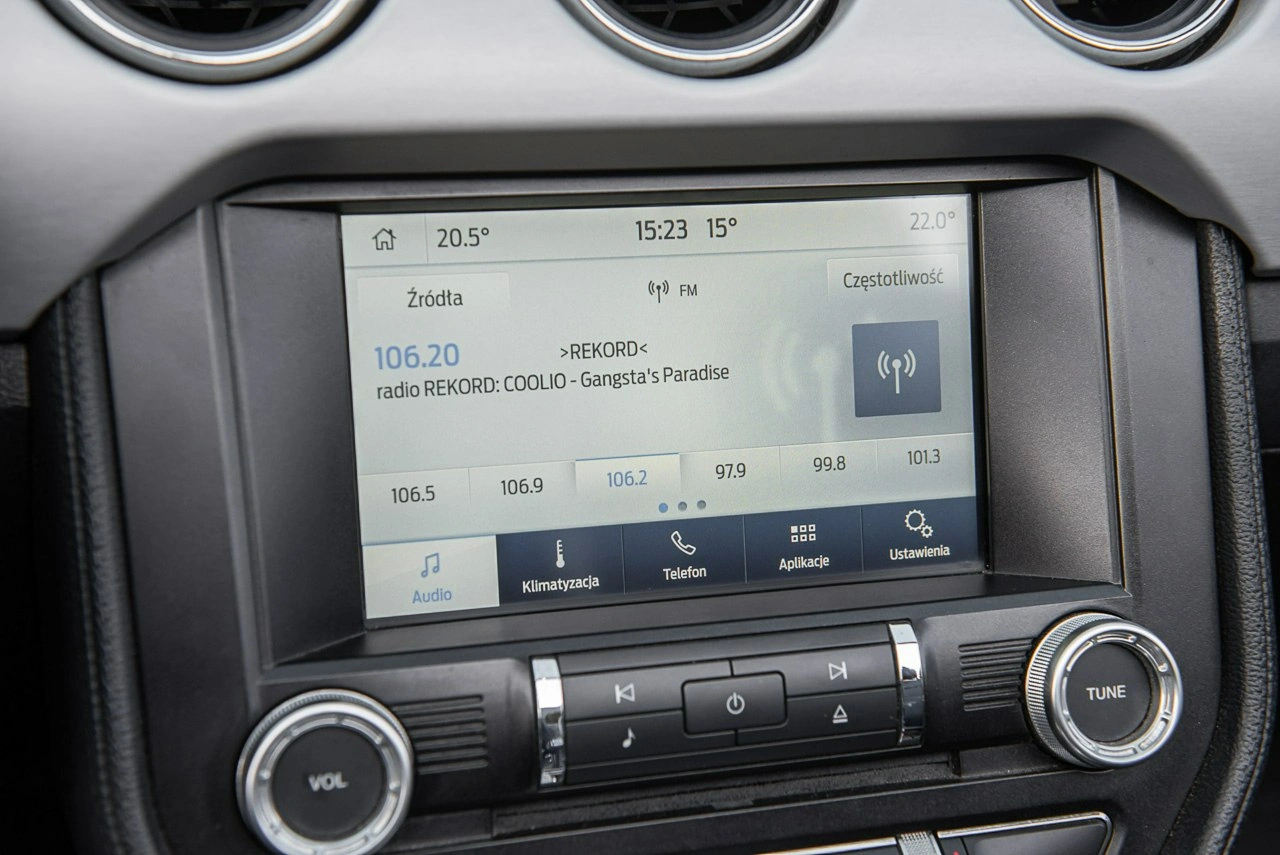 Ford Mustang - Zdjęcie 17