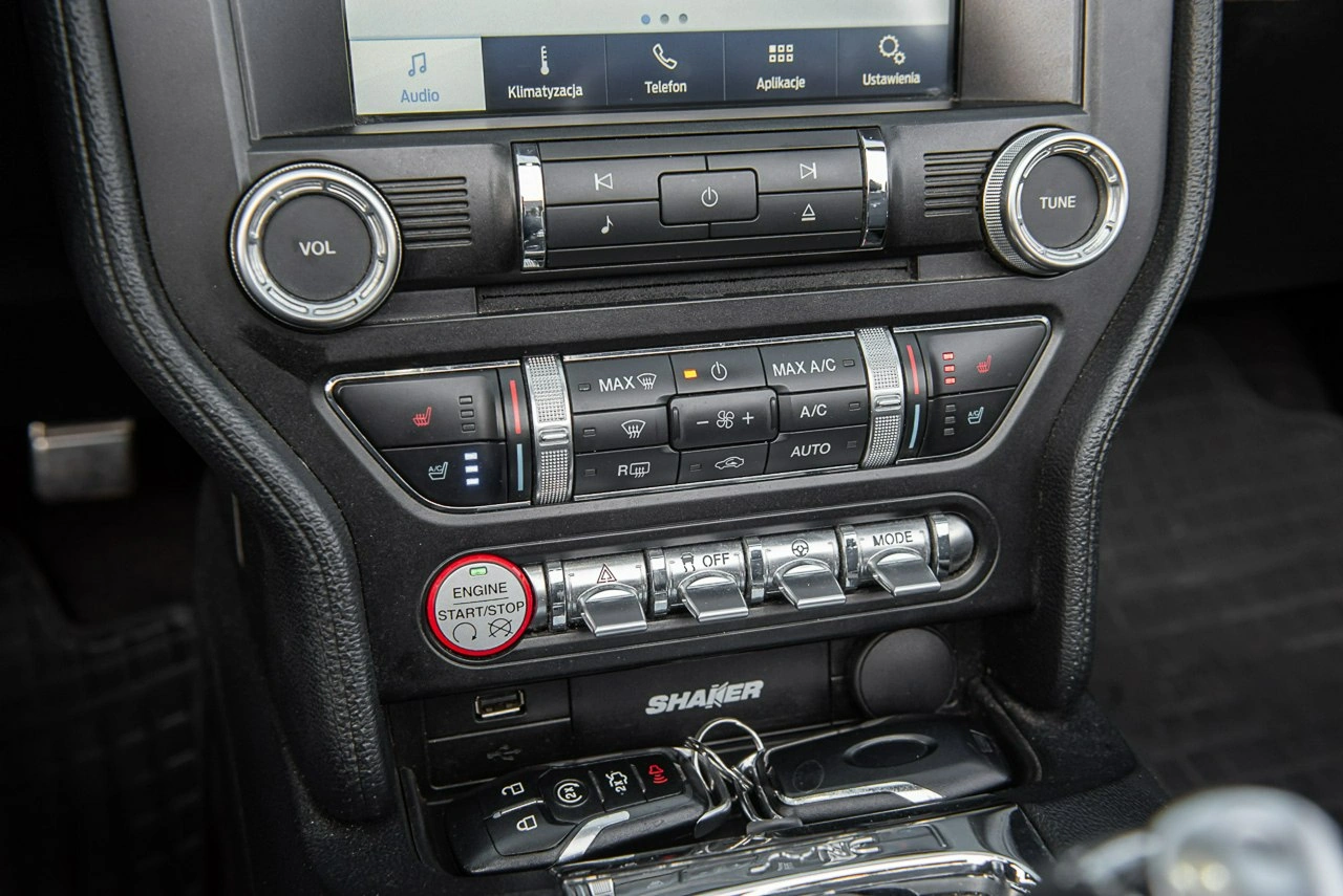 Ford Mustang - Zdjęcie 19