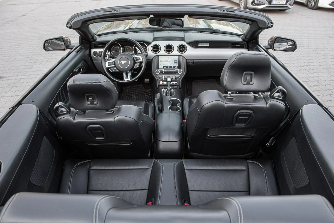 Ford Mustang - Zdjęcie 4