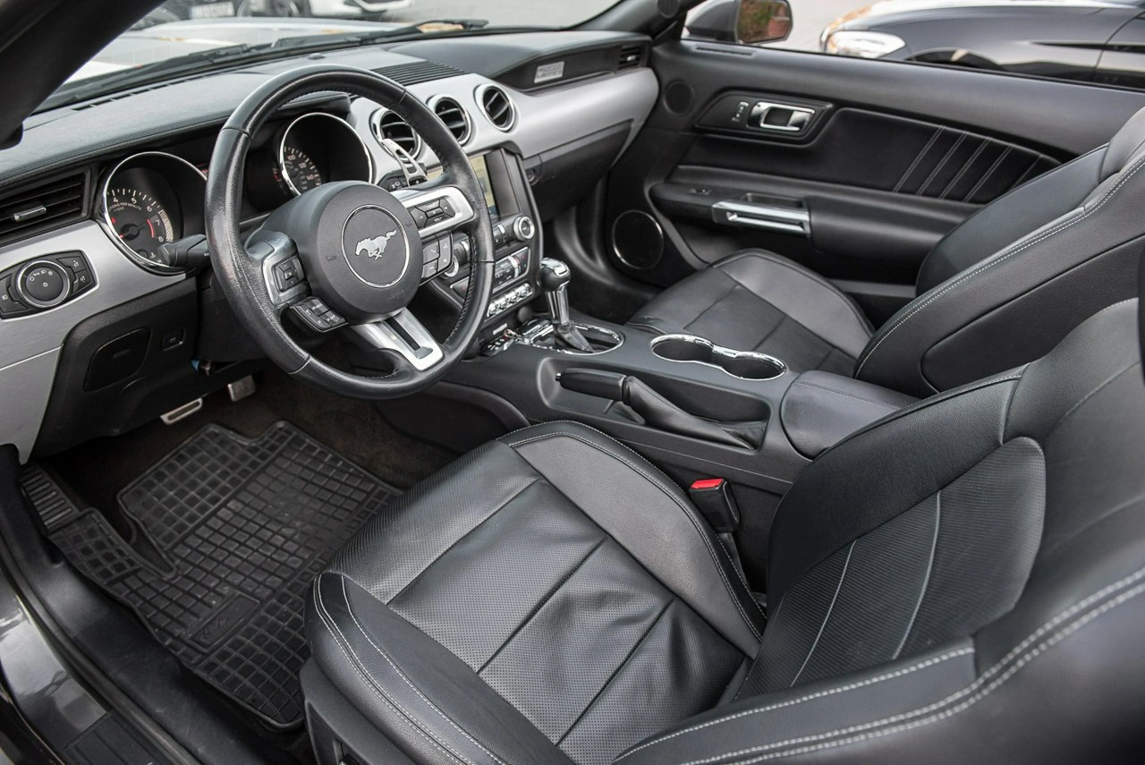 Ford Mustang - Zdjęcie 5