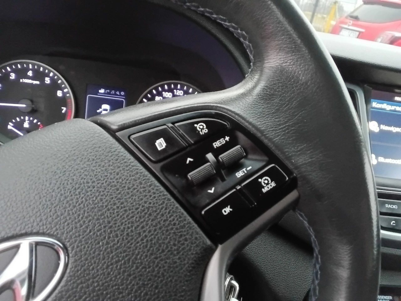 Hyundai Tucson - Zdjęcie 19