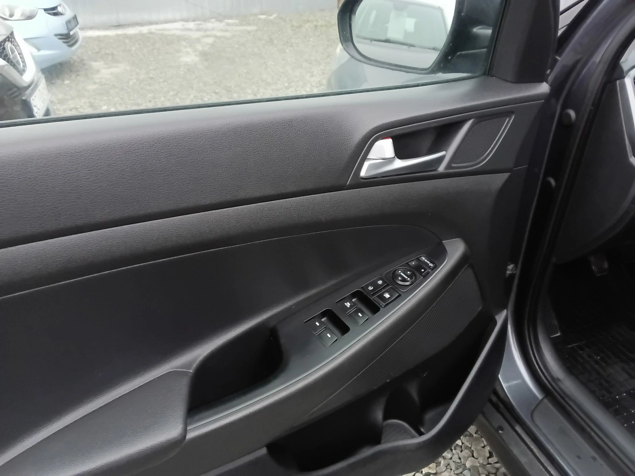 Hyundai Tucson - Zdjęcie 22