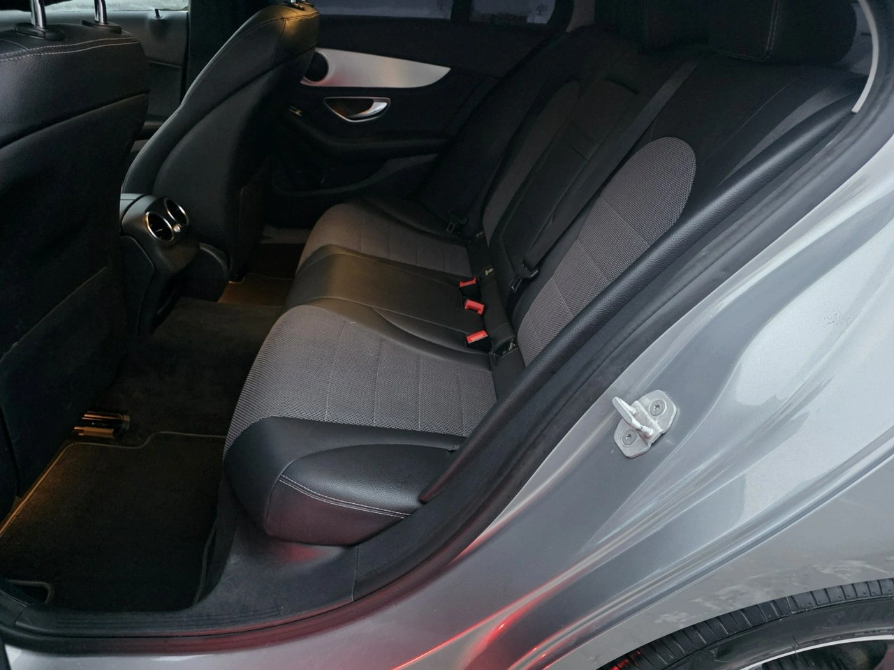 Mercedes C 180 - Zdjęcie 25