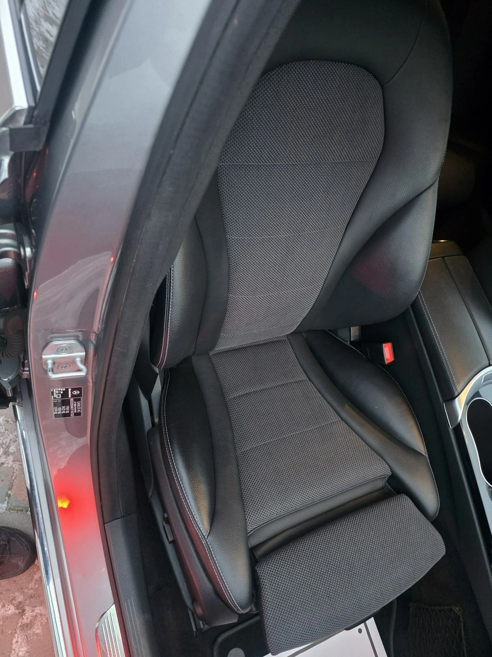 Mercedes C 180 - Zdjęcie 28