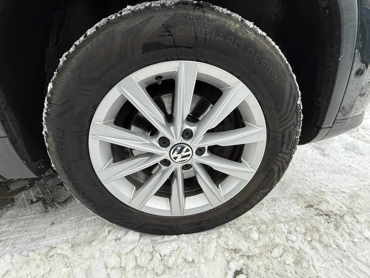 Volkswagen Tiguan - Zdjęcie 23